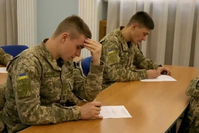 Die Stipendien für Militärstudenten wurden erhöht