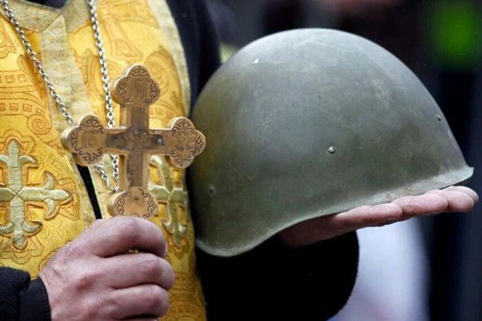 W Ukrainie zwolniono z mobilizacji duchownych 7736 organizacji religijnych