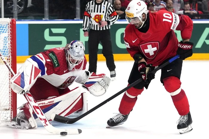Der 41-jährige Schweizer hat einen einzigartigen Rekord bei der Eishockey-Weltmeisterschaft aufgestellt