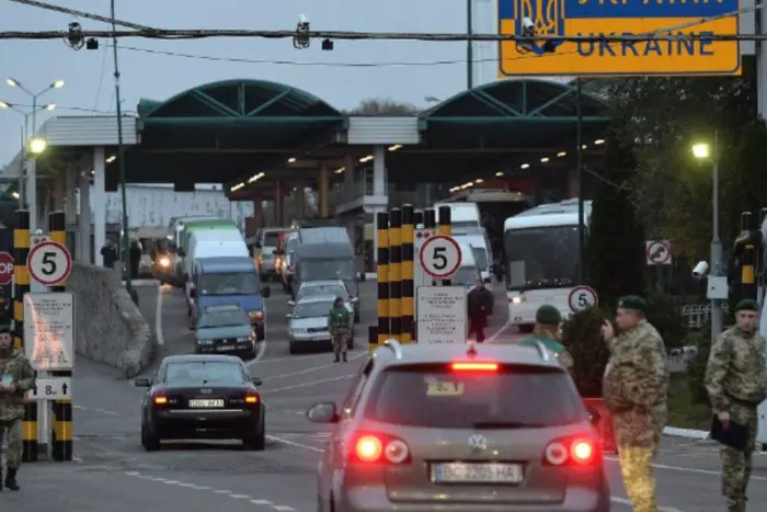 Rosja złamała kamery monitorujące, aby szpiegować za pomocą Ukrainy? Reakcja strażników granicznych