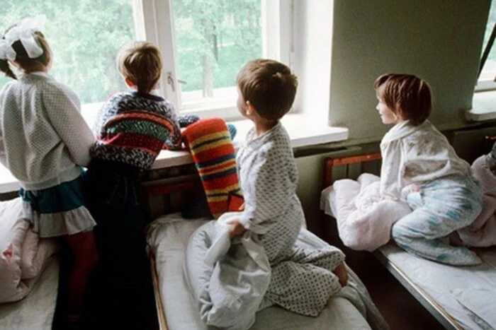 Children shield Crimea from strikes
