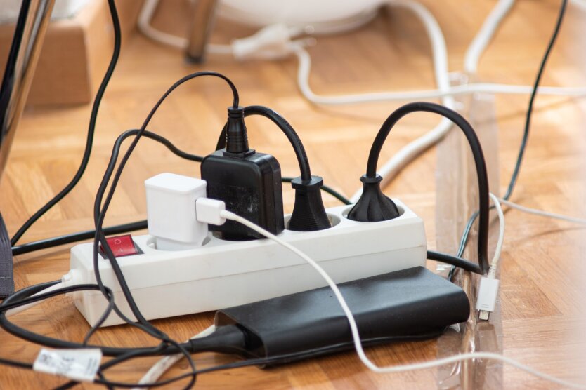 Voltage in outlets from July 1: Ukrainians explained how the new standard will affect household appliances