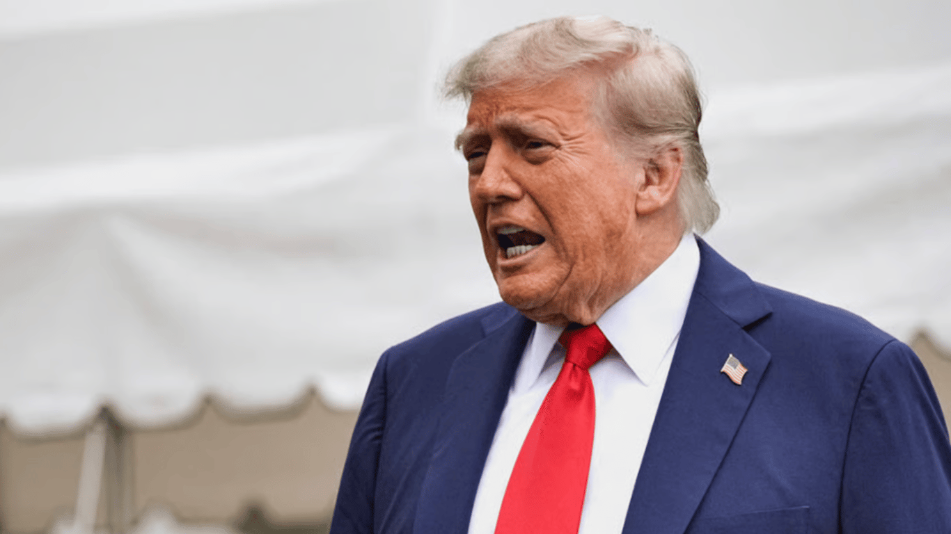 Трамп жестко высказался о Путине из-за ночных обстрелов Украины