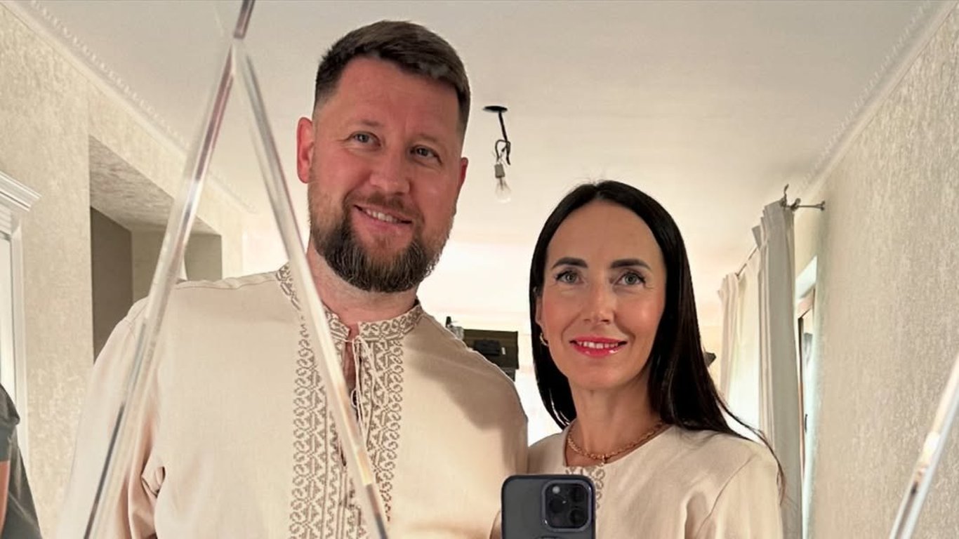 Prosecutor lost his job because of Supermama - what his wife did